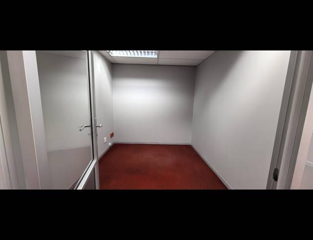 176.50M² OFFICE TO LET IN BO-DORP